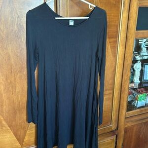 Old Navy black long sleeve dress size medium